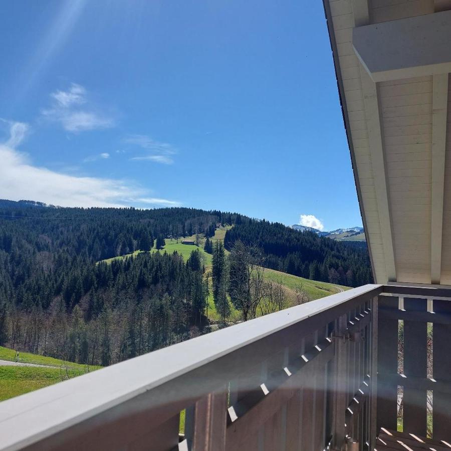 Apartment Hirsch Grunenbach Экстерьер фото